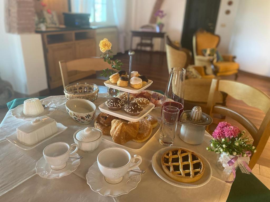 Il Casale Delle Rose Aparthotel Паганико Екстериор снимка